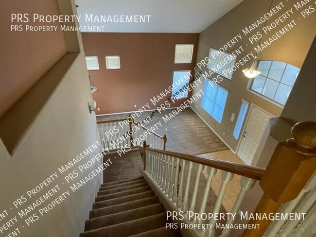 Building Photo - 1053 W Bruce Ave