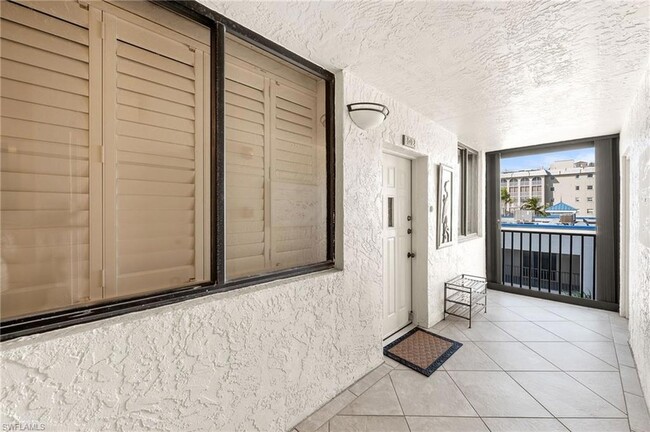 Building Photo - 9415 Gulf Shore Dr
