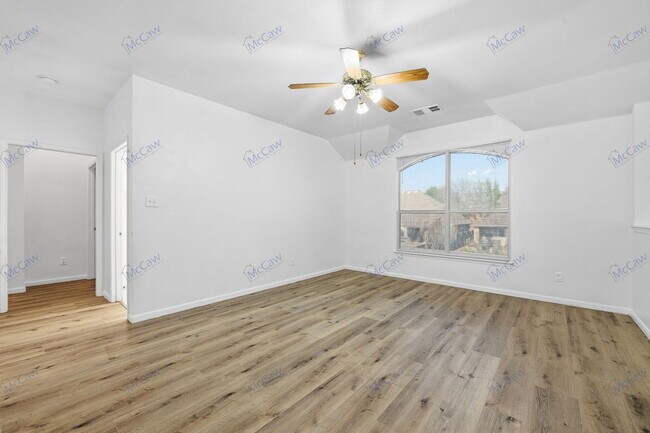 Building Photo - 3833 Tidball Dr