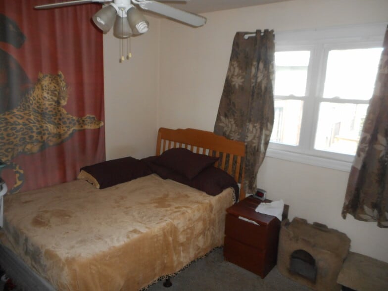 Bedroom - 35 Hamburg Tpke