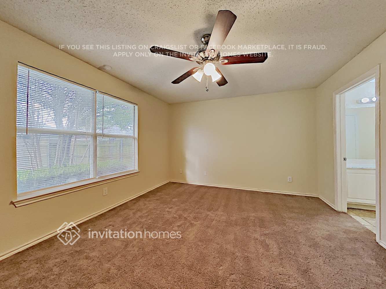 Building Photo - 1001 Ridgecrest Dr