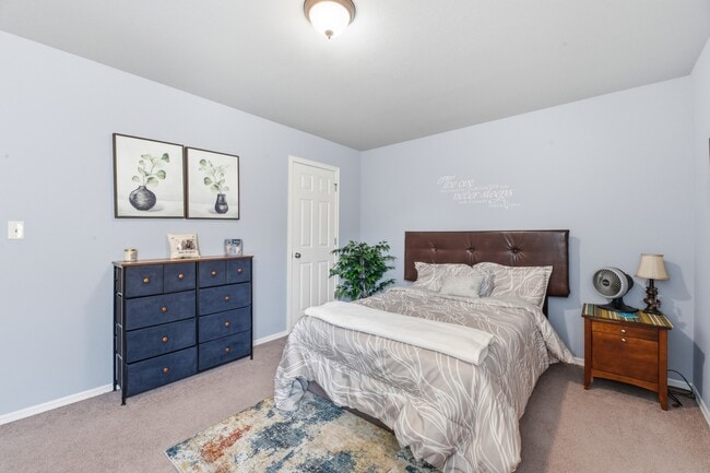 Building Photo - 15208 E 108th Pl N