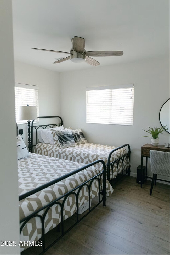 Building Photo - 7715 E Avalon Dr