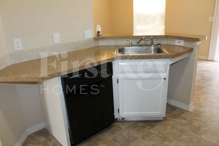 Building Photo - 2760 Ridley Ln
