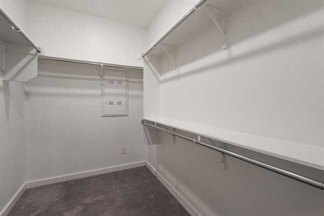 Building Photo - 8215 Prairie Rye Dr