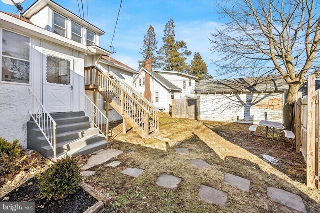 Building Photo - 844 West Chester Pike