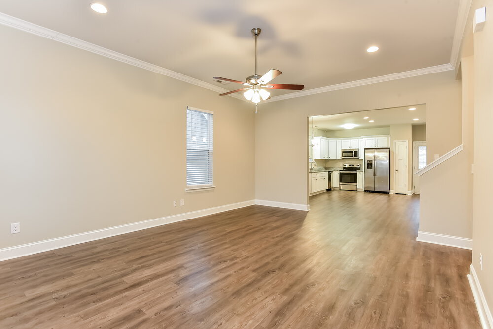 Building Photo - 1968 Brookshine Port