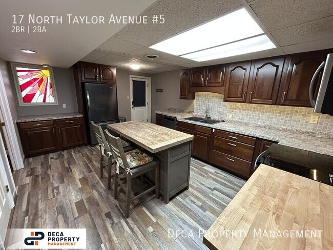 Building Photo - 17 N Taylor Ave
