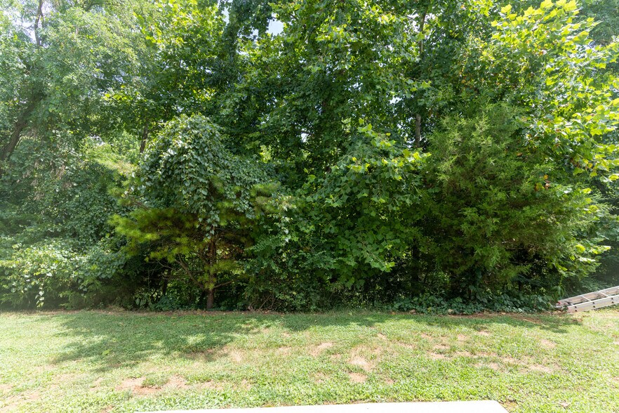 Building Photo - 1051 Blane Dr