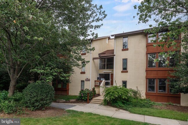 Building Photo - 5870 Thunder Hill Rd