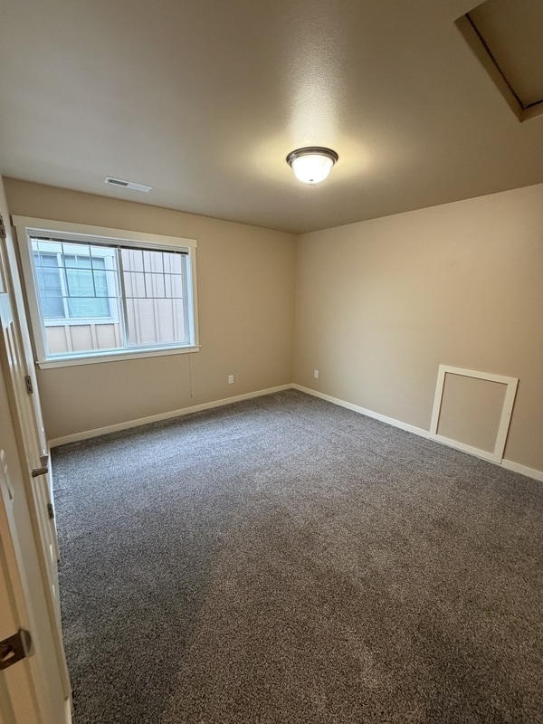 Building Photo - 1546 Bryce Park Loop