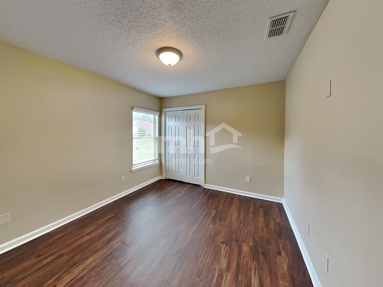 Building Photo - 254 John's Creek Pkwy