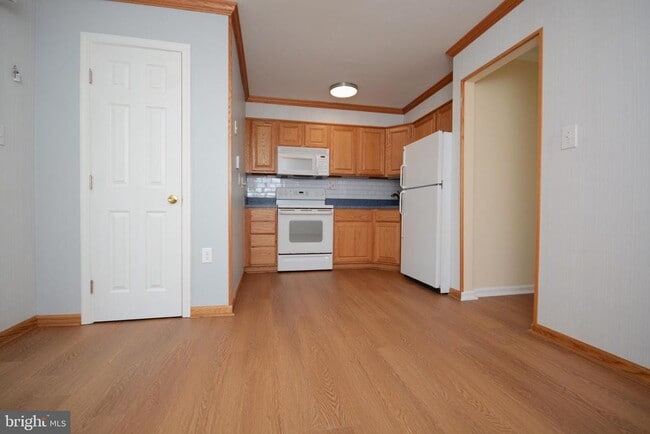 Building Photo - 7316 E Springbrook Ct