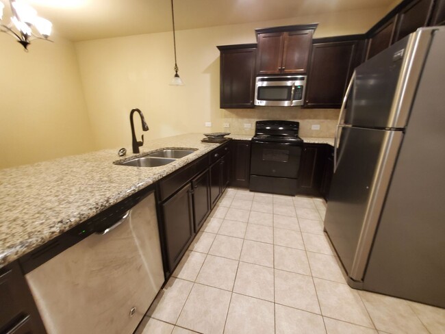 Building Photo - 821 Bellingham Way