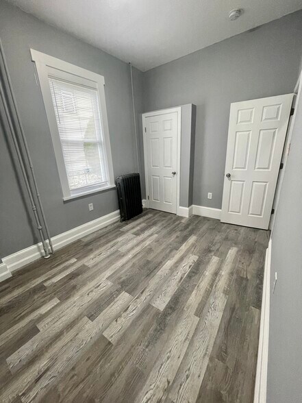 Building Photo - 840 Cumberland St