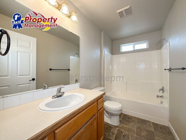 Building Photo - 10151 W Garverdale Ln