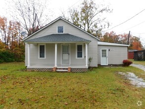 Building Photo - Bungalow in Hertford