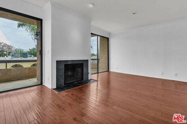 Building Photo - 8642 Gregory Wy