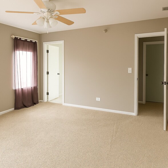 Building Photo - 1207 Orleans Dr