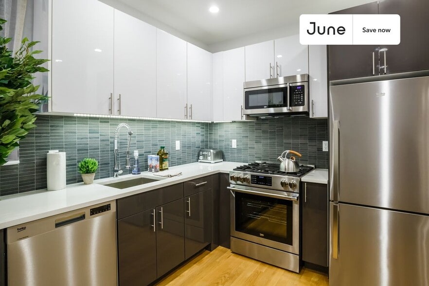 Primary Photo - 2053 Frederick Douglass Blvd