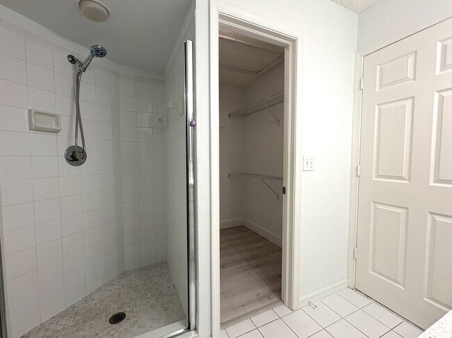 Building Photo - 133 Wading Bird Cir