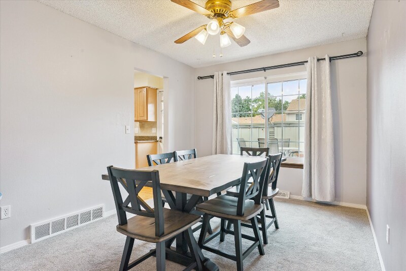 Building Photo - 2433 E Fremont Ct