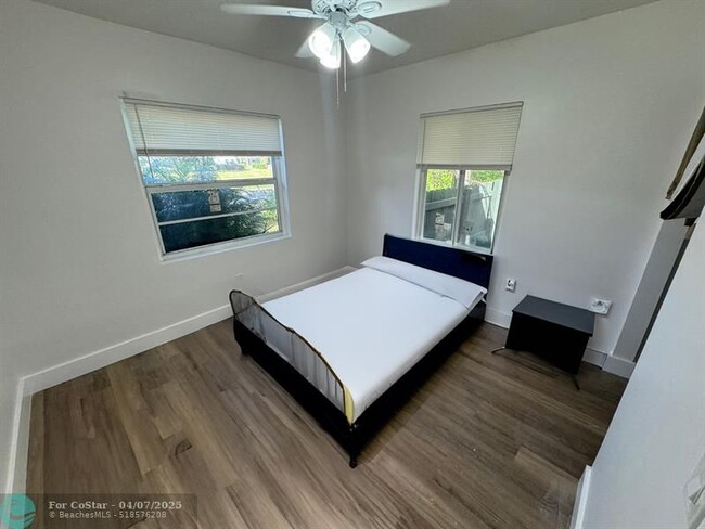 Building Photo - 1110 W Las Olas Blvd