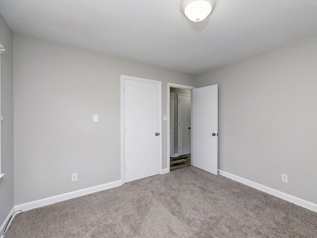 Building Photo - 3 bedroom 1 bath home for rent in New Bern