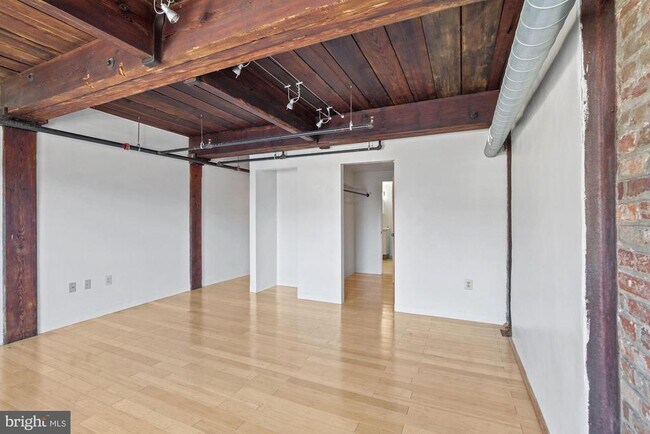 Building Photo - 1210 N Palethorp St