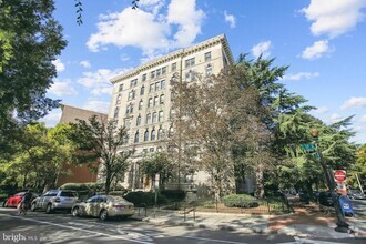 Building Photo - 1830 17th St NW