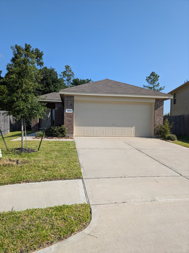 Building Photo - Charming 3 beds 2 baths in New Caney!