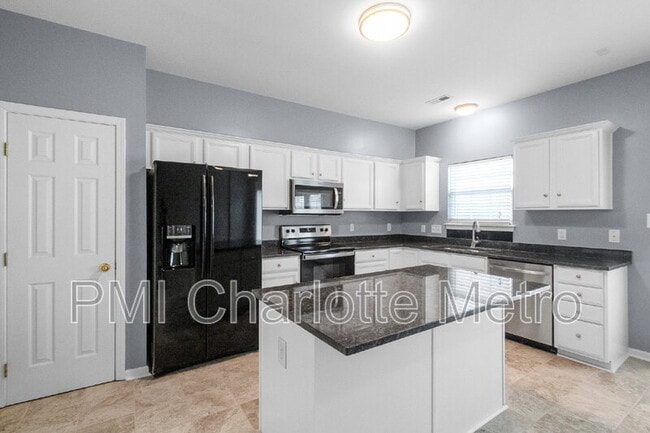 Primary Photo - 9707 Mallard Glen Dr
