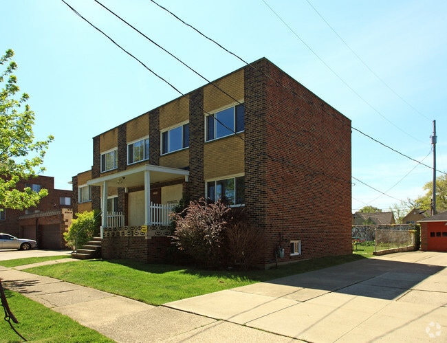 Building Photo - 17516 Neff Rd