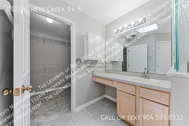 Building Photo - 13021 Chets Creek Dr S