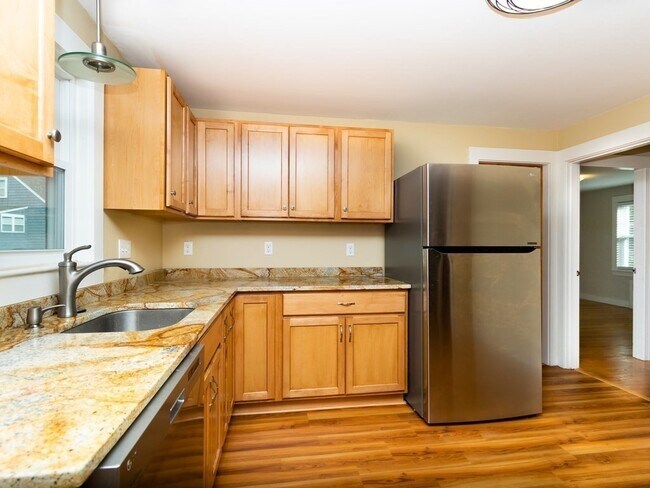 Building Photo - 5 Mangano Ct