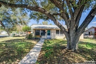 Building Photo - 203 Coral Ave