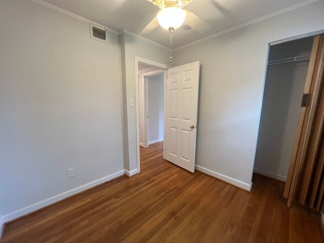 Building Photo - Delightful 1 Level 4 Bedroom Home On Exten...