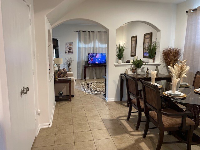 Building Photo - 4611 Monarch Blue Ln