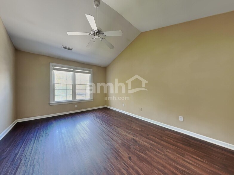 Building Photo - 4909 Heritage Woods Ct