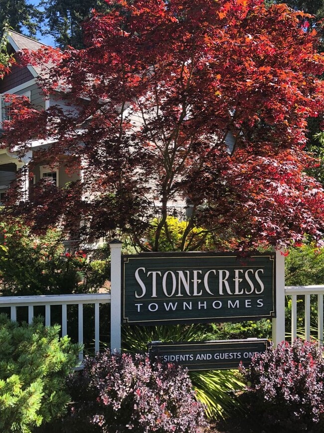 Building Photo - Stonecress Condominiums