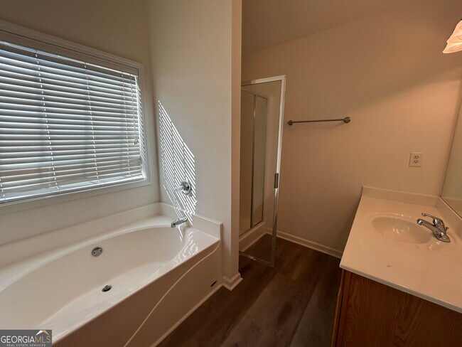 Building Photo - 6438 Mossy Oak Landing