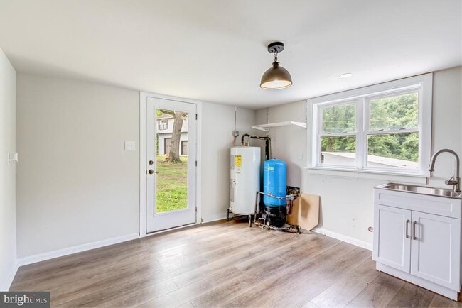 Building Photo - 24436 Lenah Rd