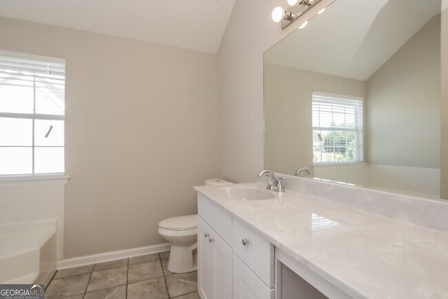 Building Photo - 6923 Silver Grass Ct