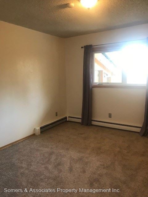 Building Photo - 3 br, 2 bath House - 608 Ridgecrest