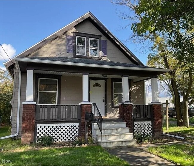 Building Photo - 2703 Denver Ave