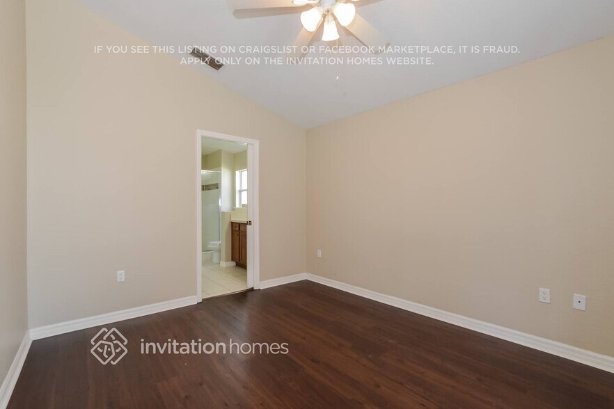 Building Photo - 102 Vine Dr