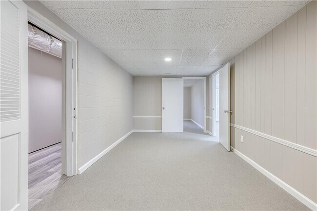 Building Photo - 2174 GA-323