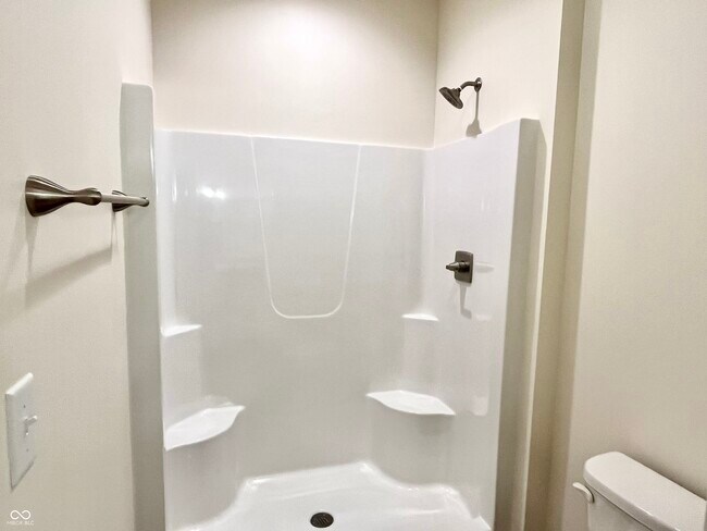 Building Photo - 6250 Shale Crescent Dr