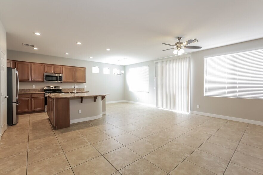 Building Photo - 7532 Port Orchard Ave