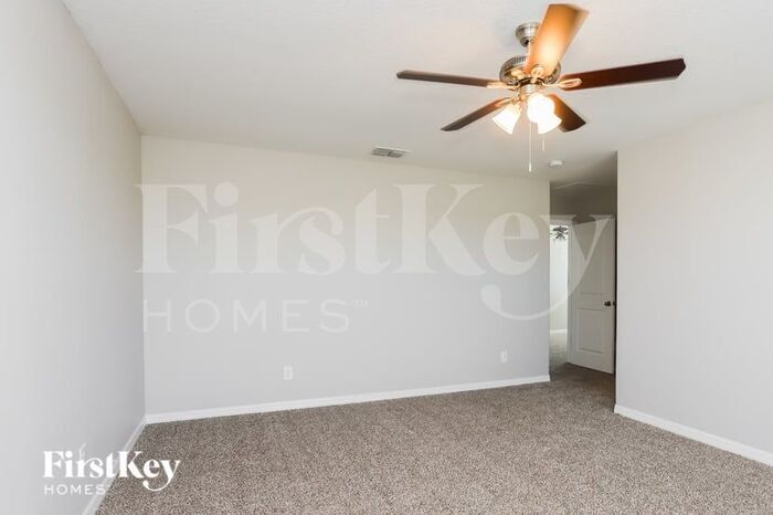 Building Photo - 17322 White Mangrove Dr